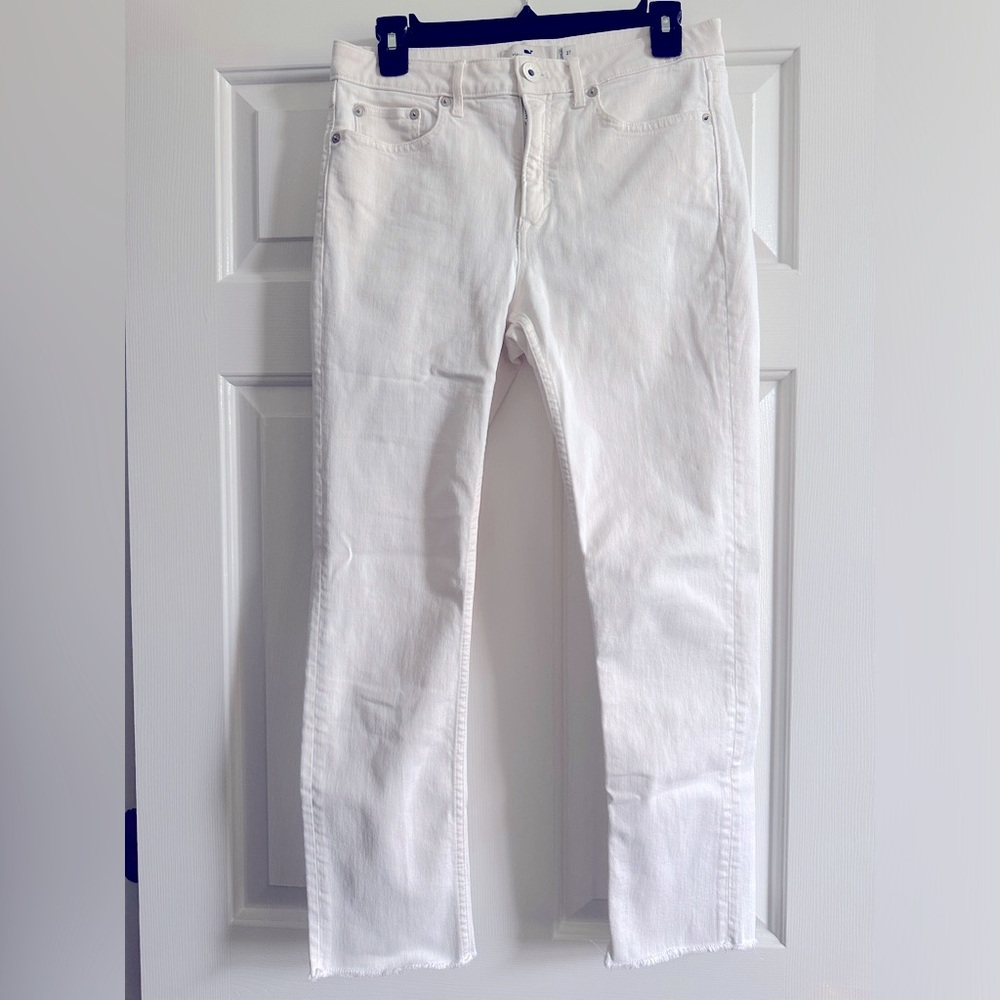 No stains!!! Vineyard Vines High Rise Skinny jeans. Size 27.